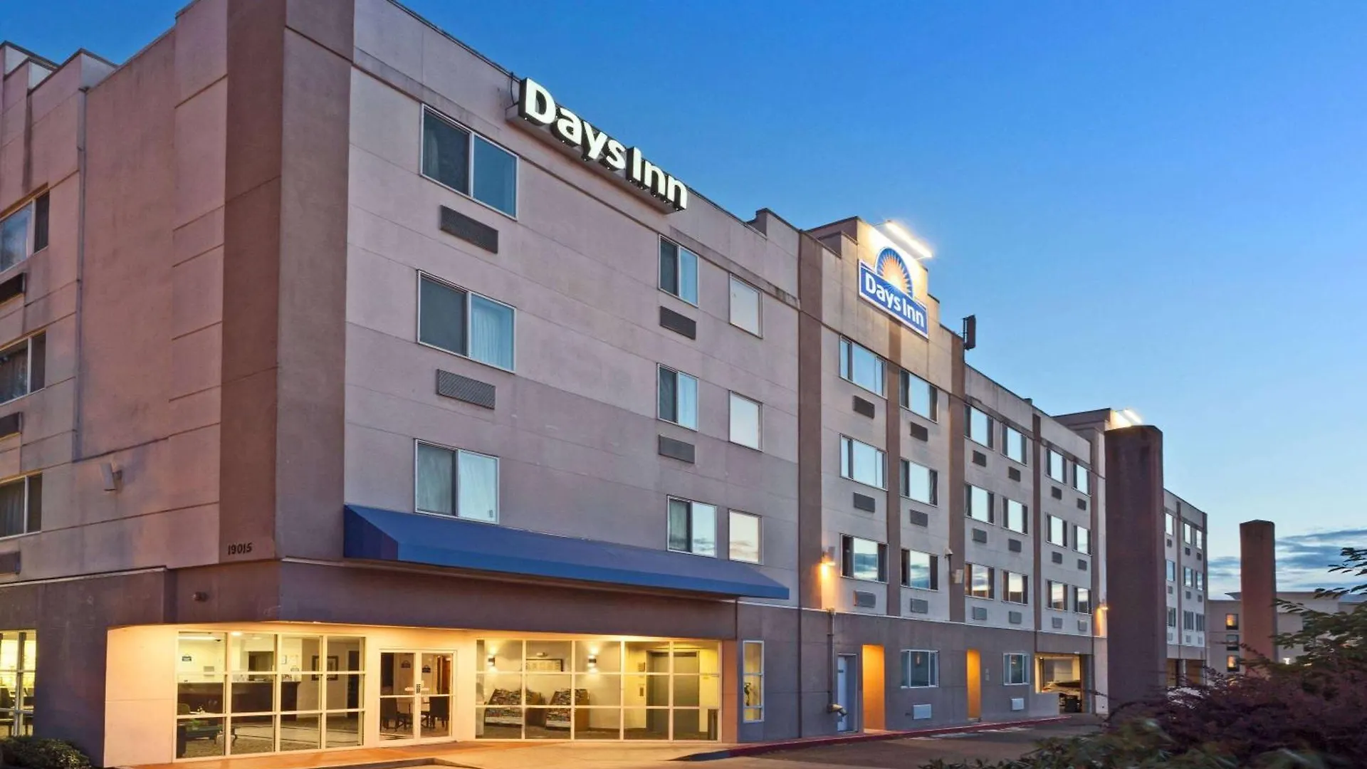 6 Airport Hotels Near Funsters Grand Casinos Worth Booking