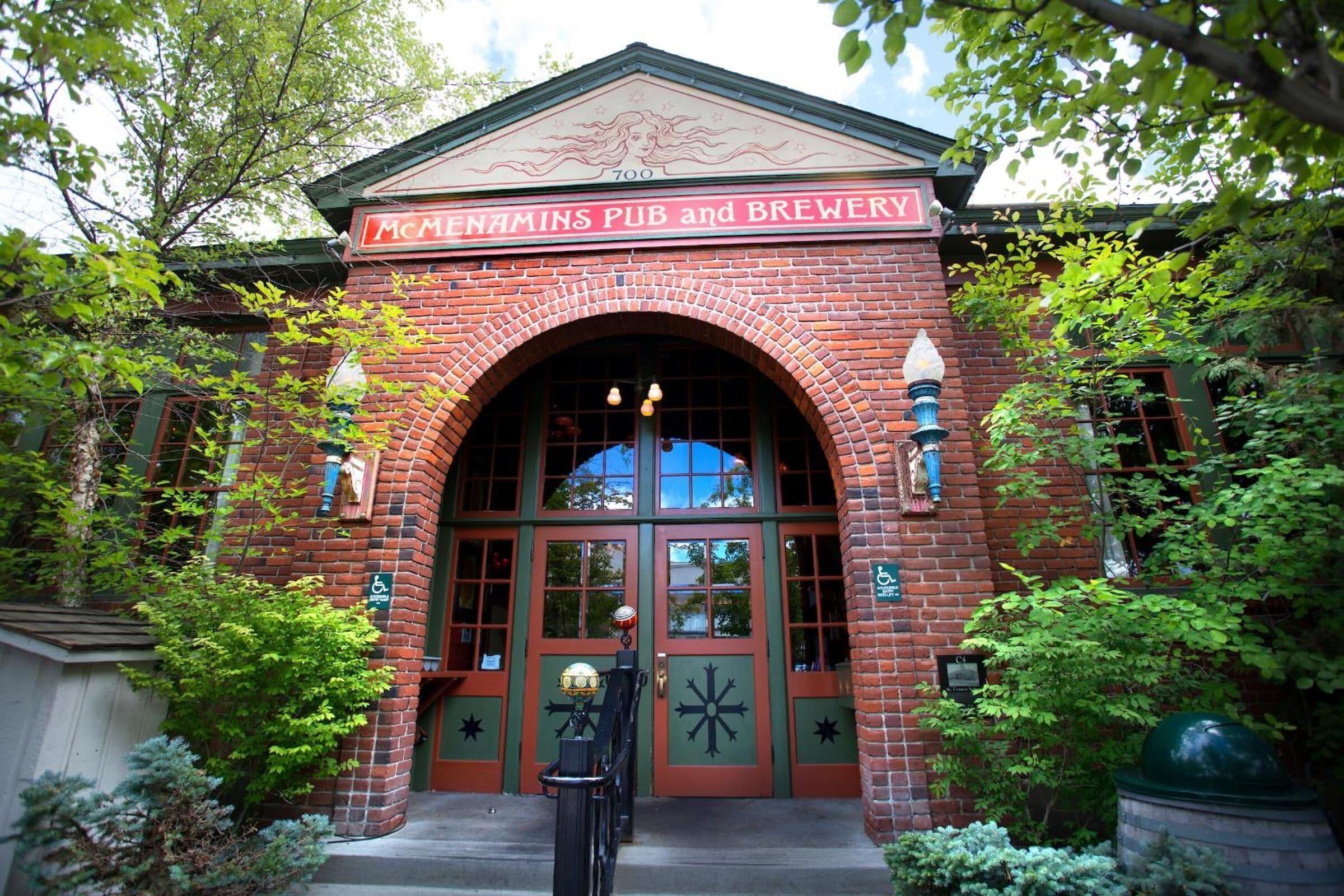 15 Central Oregon Hotels Worth Booking Right Now
